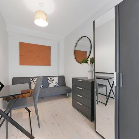 2 Bed Apartment- Finsbury Park Station B لندن المظهر الخارجي الصورة