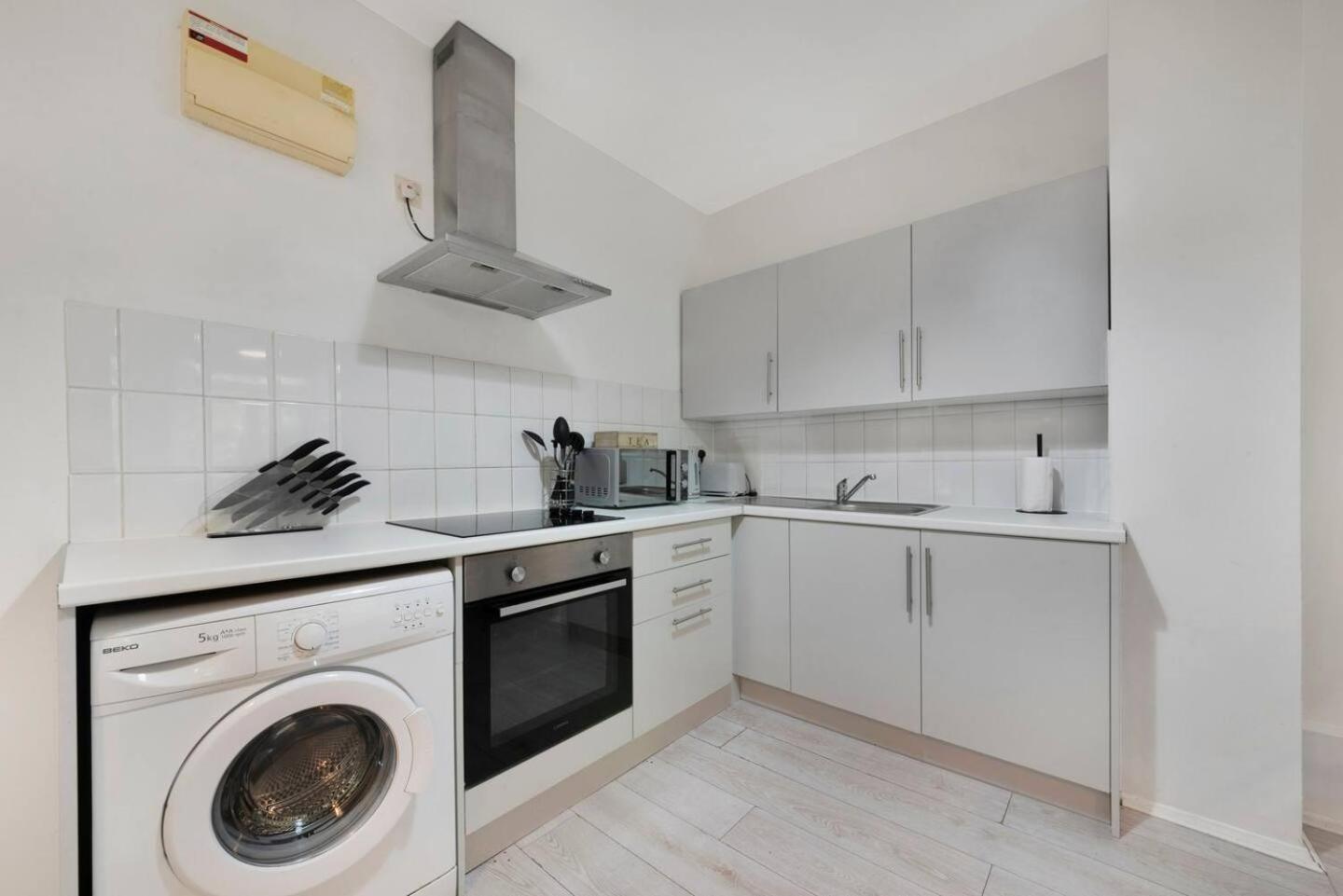 2 Bed Apartment- Finsbury Park Station B لندن المظهر الخارجي الصورة
